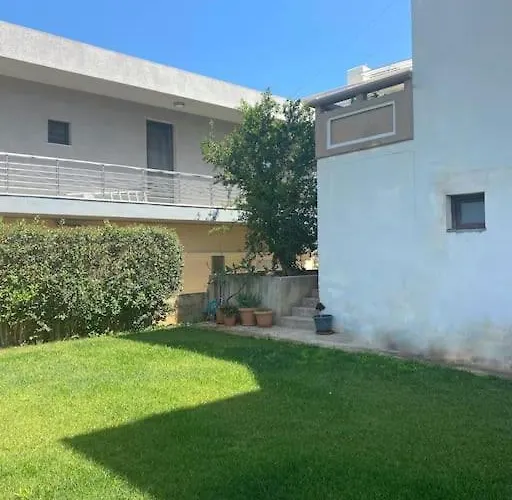 Nickolas Tiny Souda-chania La Canea