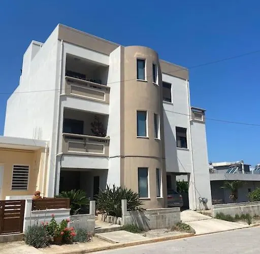 Nickolas Tiny Souda-chania Appartamento